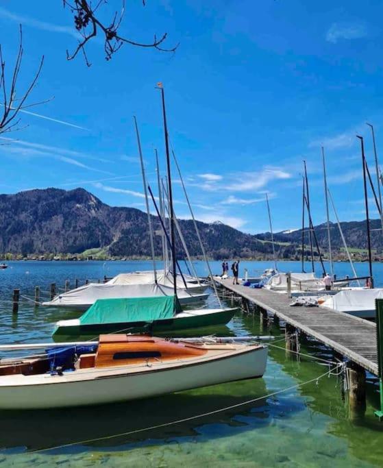 See- Und Bergblick In Bestlage Am Tegernsee Eksteriør billede