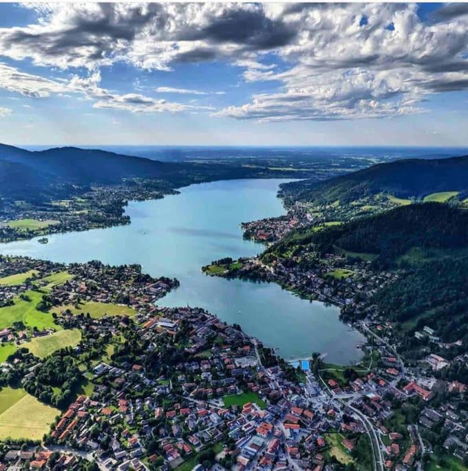 See- Und Bergblick In Bestlage Am Tegernsee Eksteriør billede