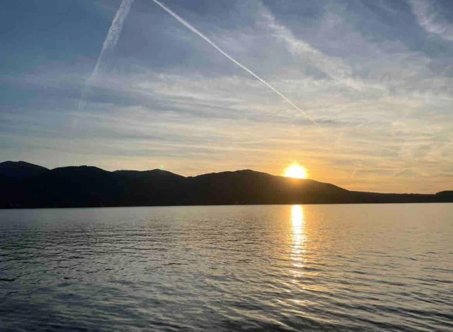 See- Und Bergblick In Bestlage Am Tegernsee Eksteriør billede